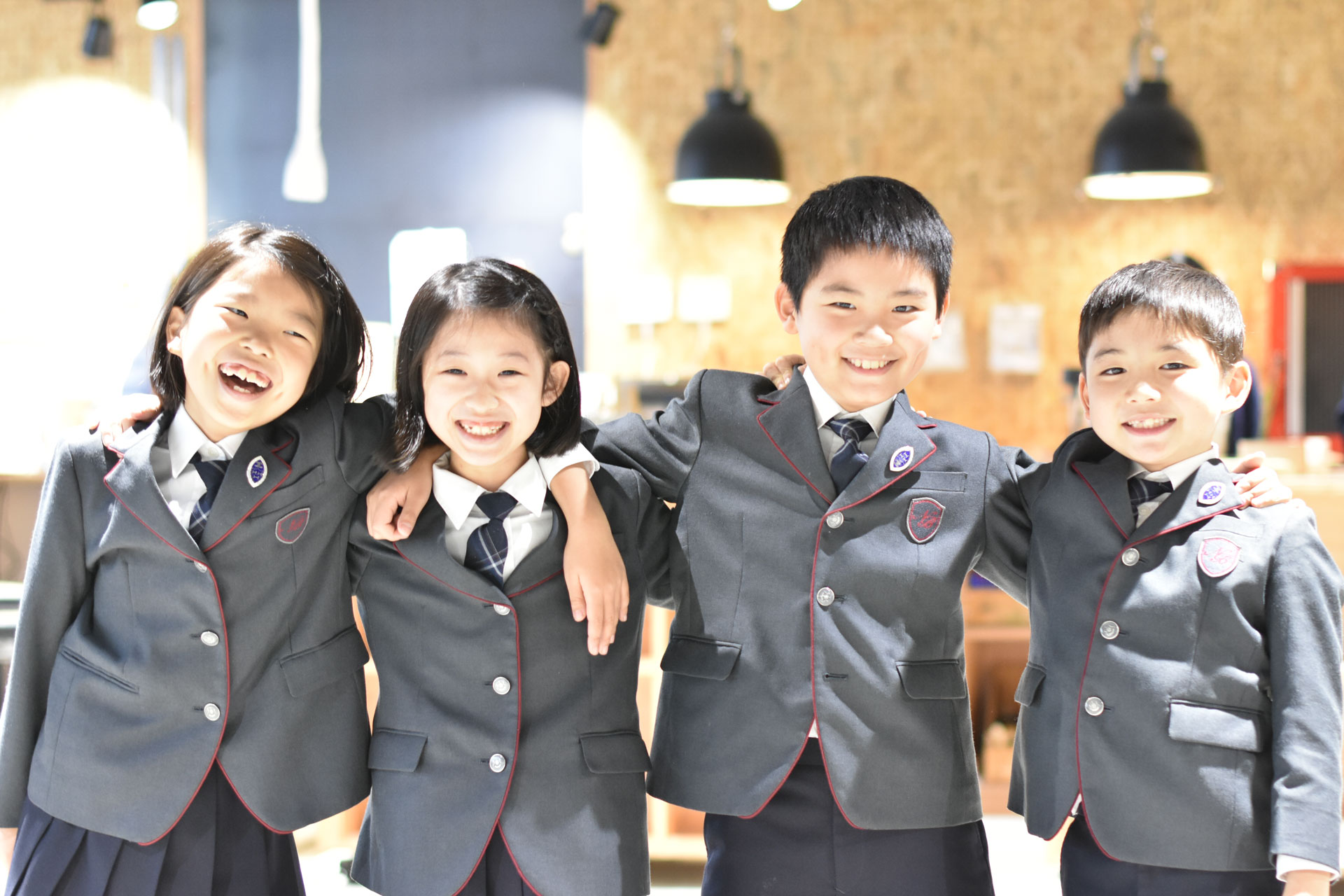 制服 | 新渡戸文化小学校・アフタースクール 