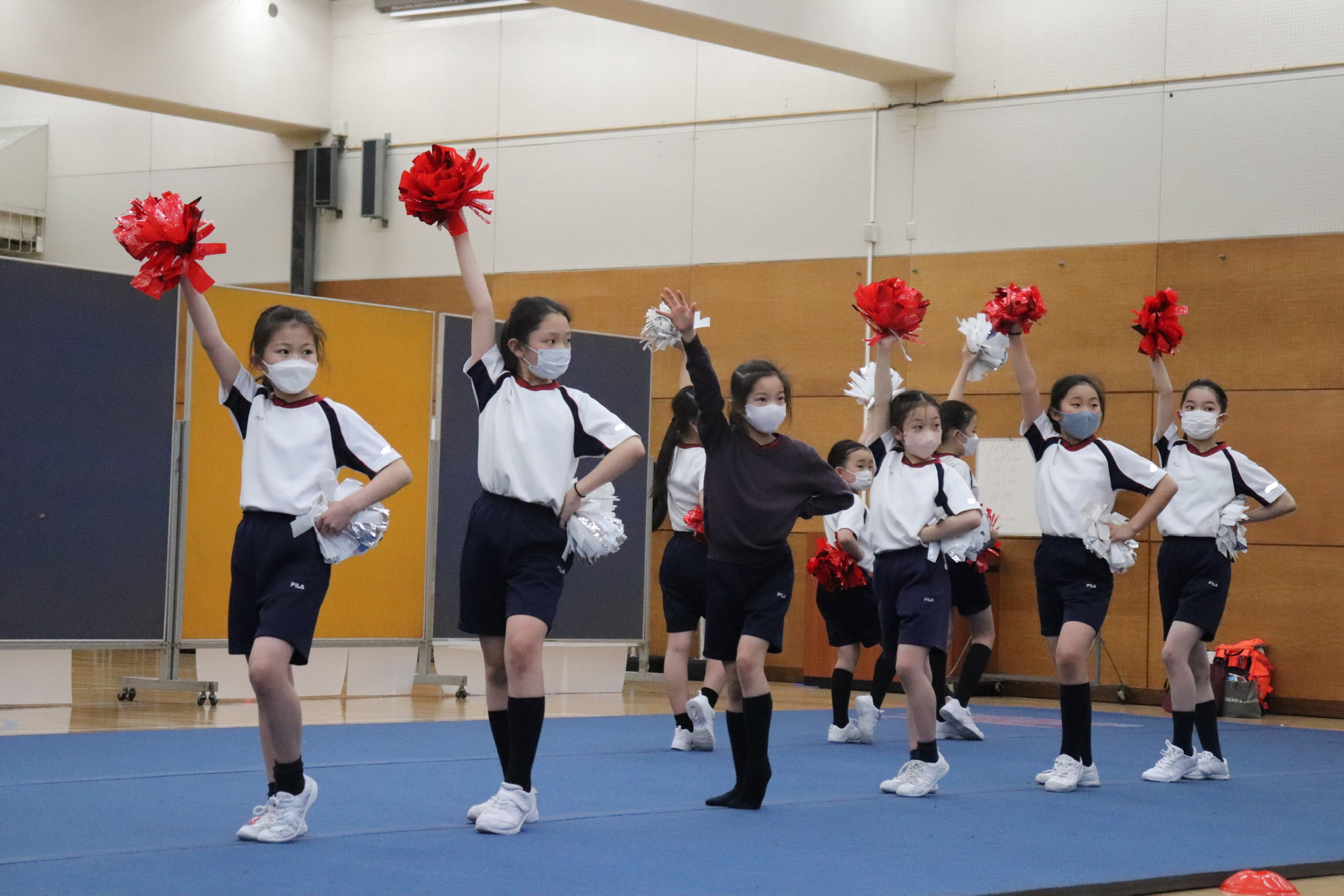 チアリーディングプログラム（3/9） | 新渡戸文化小学校・アフタースクール